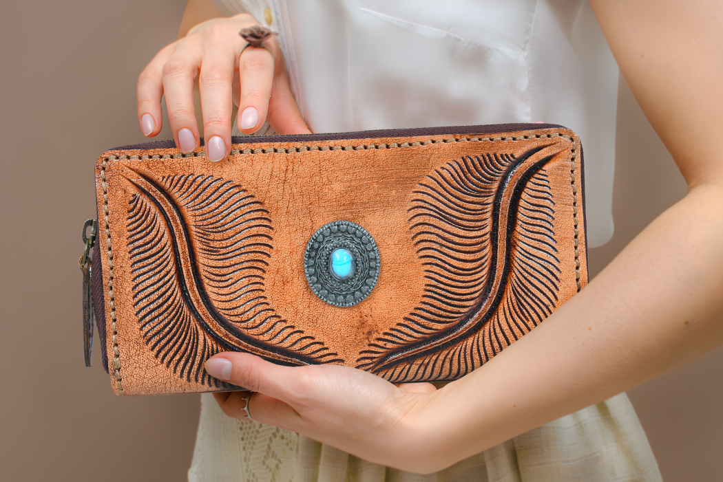All day leather clutches for women 